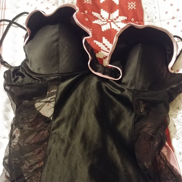 Victoria secret nightie - Picture 3 of 6